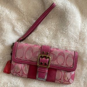 Coach AUTHENTIC pink wristlet